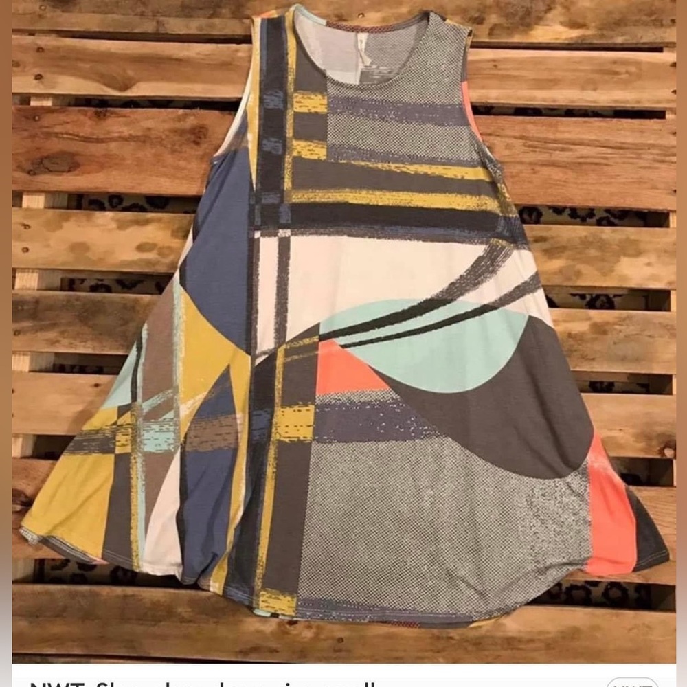 NWT Gray Patterned Dress size small